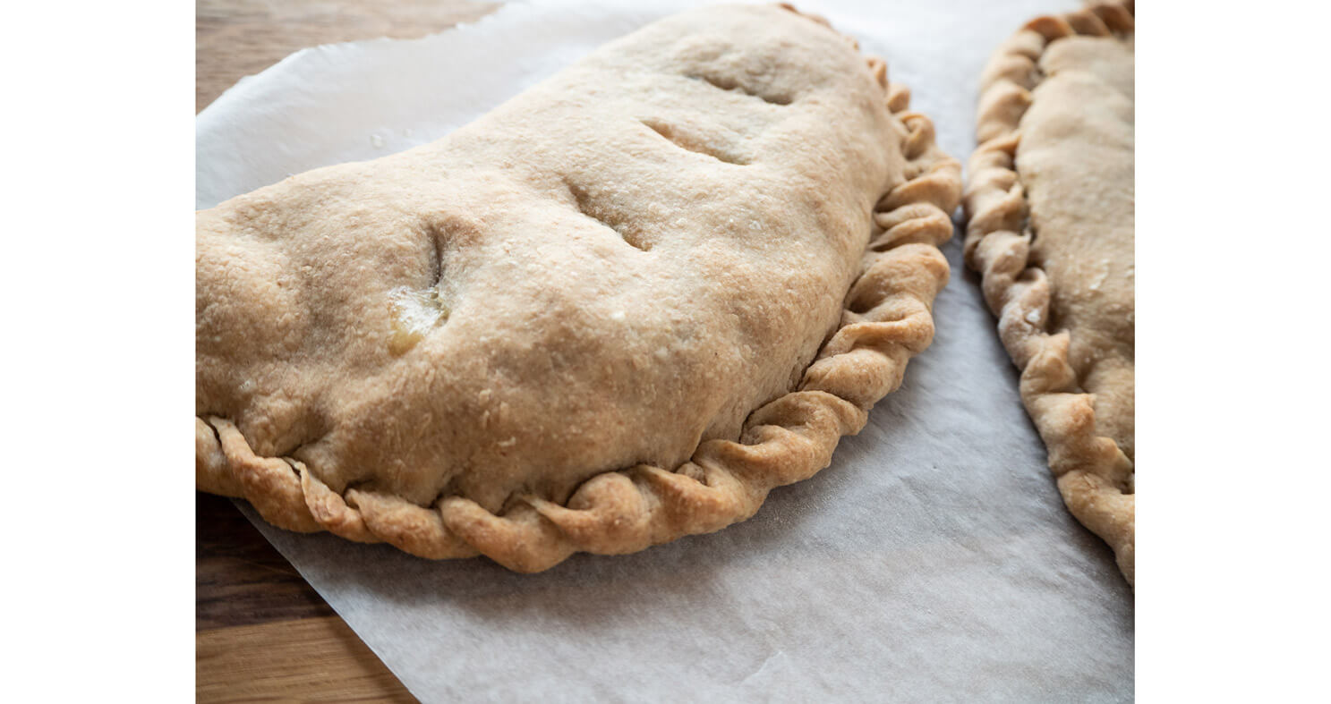 Kräuterküche, Kräuter, Blog, kochen, fotografieren, Foodblog, gesunde Küche, leben mit Kräutern, Spinattaschen, Andrea Bregar