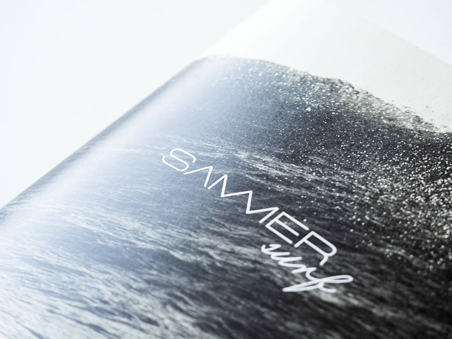 sammersurf, Branding, SUP, surfen, Chris Sammer, Corporate Design, Folder, Magazin, Editorialdesign, Typografie